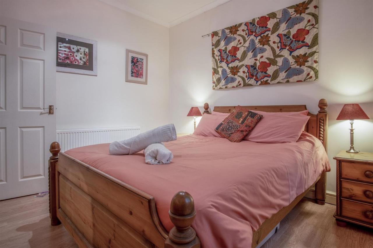 Arcadia - 1 Bedroom Apartment - Tenby Exterior photo